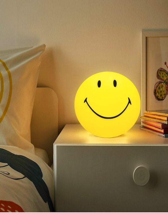 happy face lamp