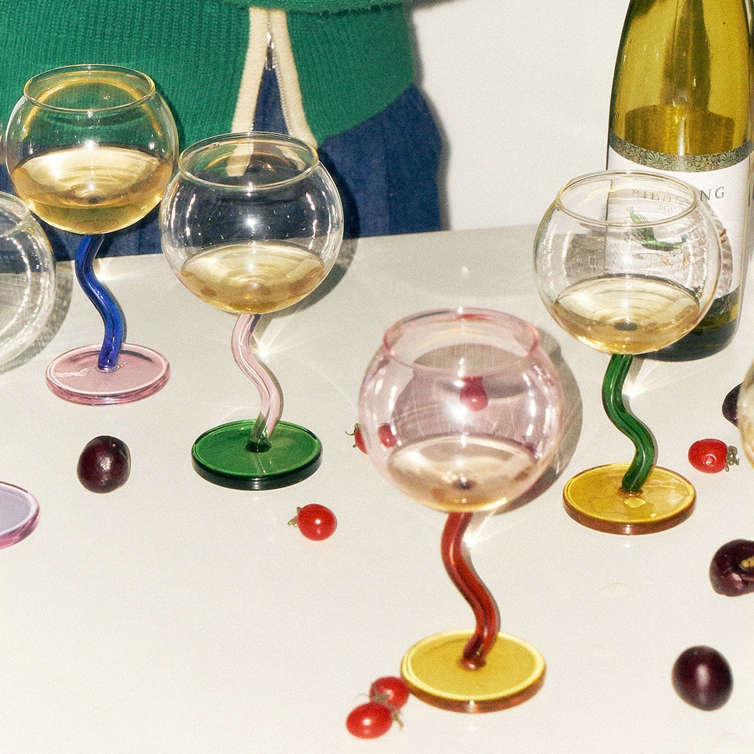 champagne glasses colored wine glasses